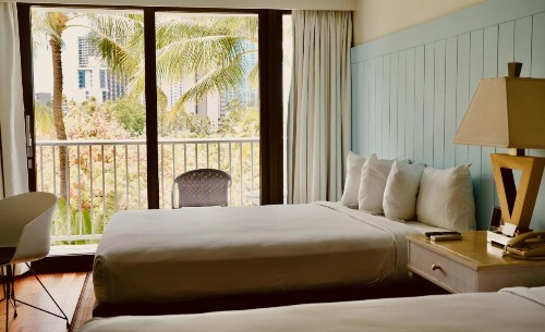 Hotel LaCroix Waikiki - image 44