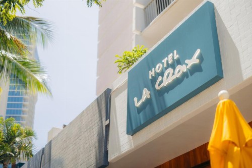 Hotel LaCroix Waikiki - image 46
