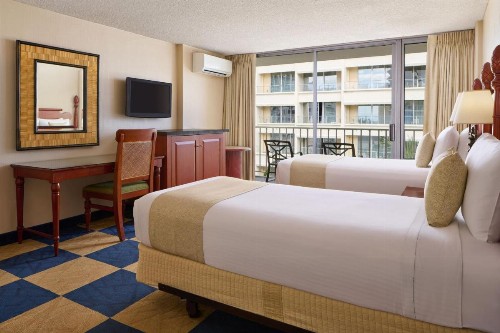 Ewa Hotel Waikiki - image 19