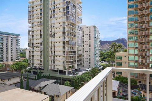 Ewa Hotel Waikiki - image 22