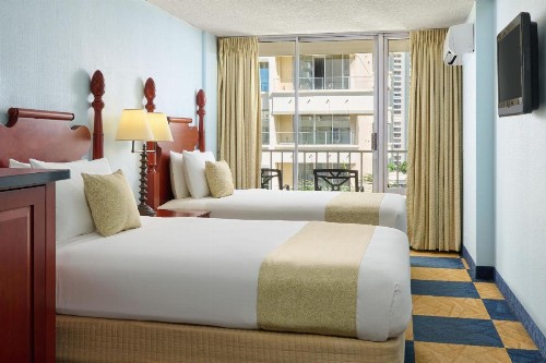 Ewa Hotel Waikiki - image 27