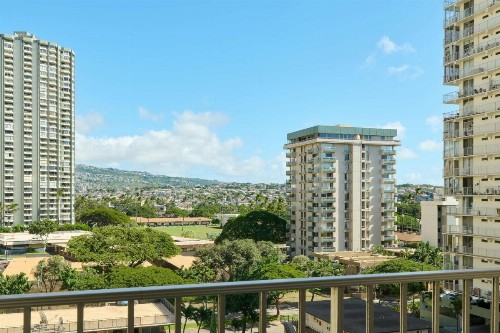 Ewa Hotel Waikiki - image 29