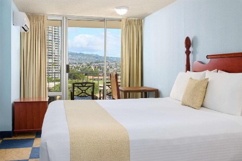 Ewa Hotel Waikiki - image 31