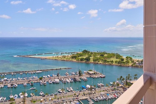 Prince Waikiki - image 17