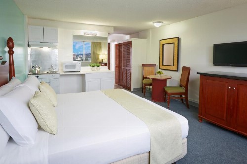 Pagoda Hotel - image 28