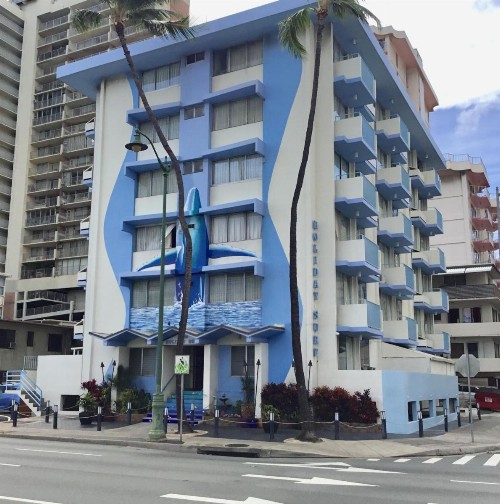 Holiday Surf Hotel (with full kitchen)