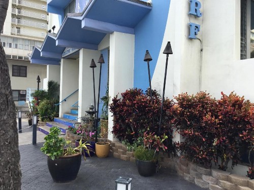 Holiday Surf Hotel (with full kitchen) - image 30