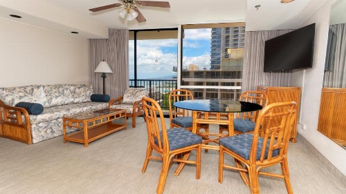 Imperial Hawaii Resort - image 9