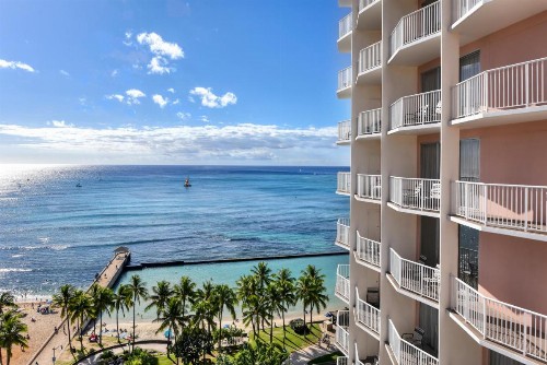 Park Shore Waikiki - image 2