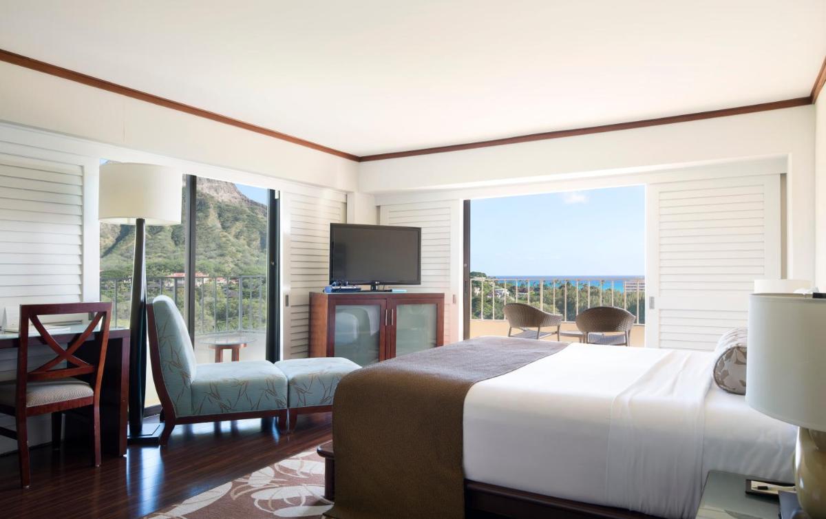 Lotus Honolulu at Diamond Head - image 4