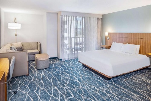 Hyatt Place Waikiki Beach - image 41