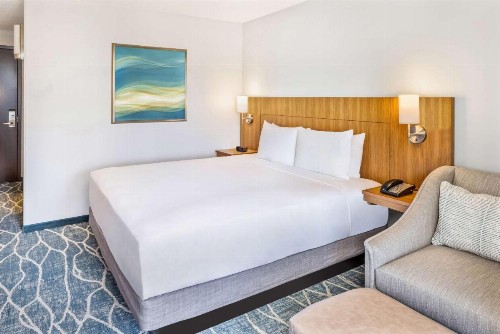 Hyatt Place Waikiki Beach - image 50