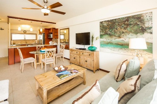Castle Waikiki Shore Beachfront Condominiums - image 14