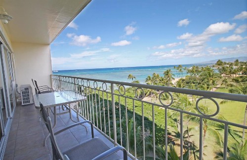 Castle Waikiki Shore Beachfront Condominiums - image 32