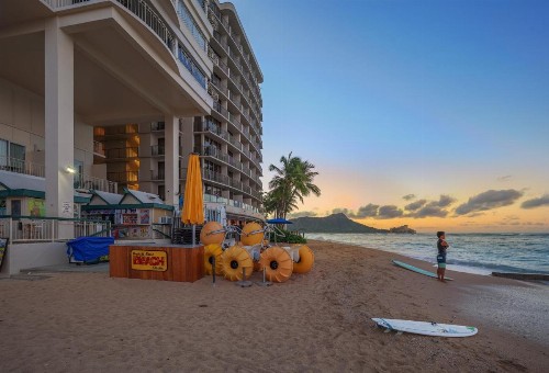 Castle Waikiki Shore Beachfront Condominiums - image 40