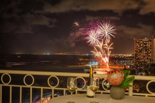 Castle Waikiki Shore Beachfront Condominiums - image 45