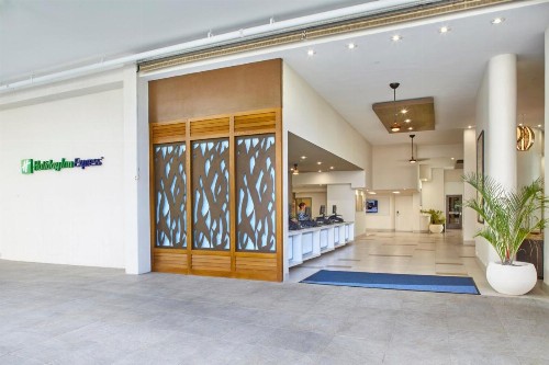 Holiday Inn Express Waikiki an IHG Hotel - image 31