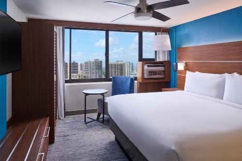 Holiday Inn Express Waikiki an IHG Hotel - image 39