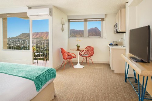 Queen Kapiolani Hotel - image 29