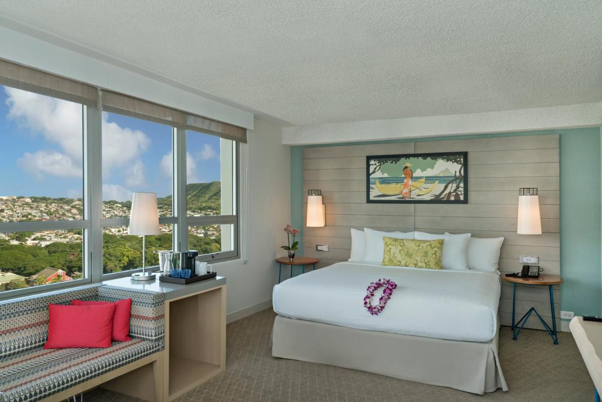 Queen Kapiolani Hotel - image 3