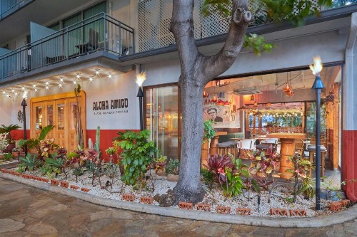 Courtyard by Marriott Waikiki Beach - image 42