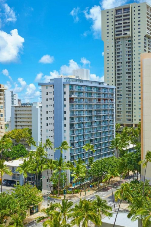 Courtyard by Marriott Waikiki Beach - image 43
