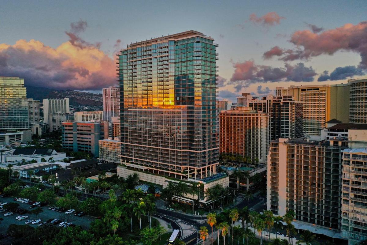 Trump International Hotel Waikiki - image 2