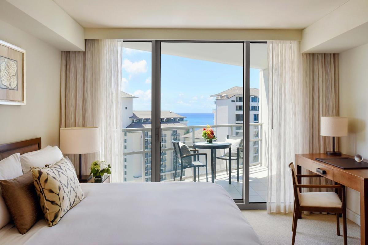 Trump International Hotel Waikiki - image 4