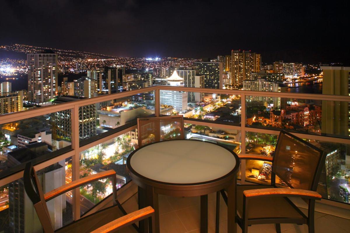 Trump International Hotel Waikiki - image 7