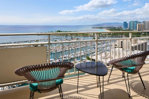 Ilikai Hotel & Luxury Suites - image 12