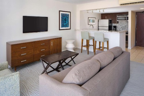 Ilikai Hotel & Luxury Suites - image 38