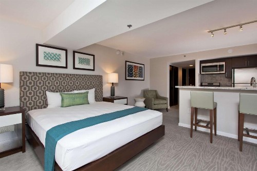 Ilikai Hotel & Luxury Suites - image 45