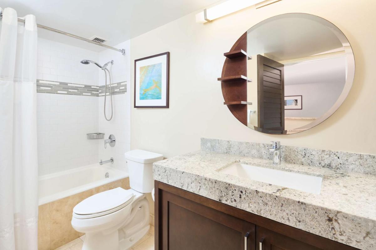Ilikai Hotel & Luxury Suites - image 6
