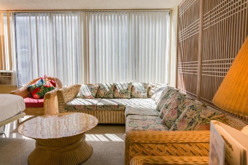 Kuhio Banyan Hotel (with Kitchenettes) - image 5