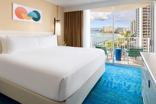 Aston Waikiki Beach Hotel - image 4
