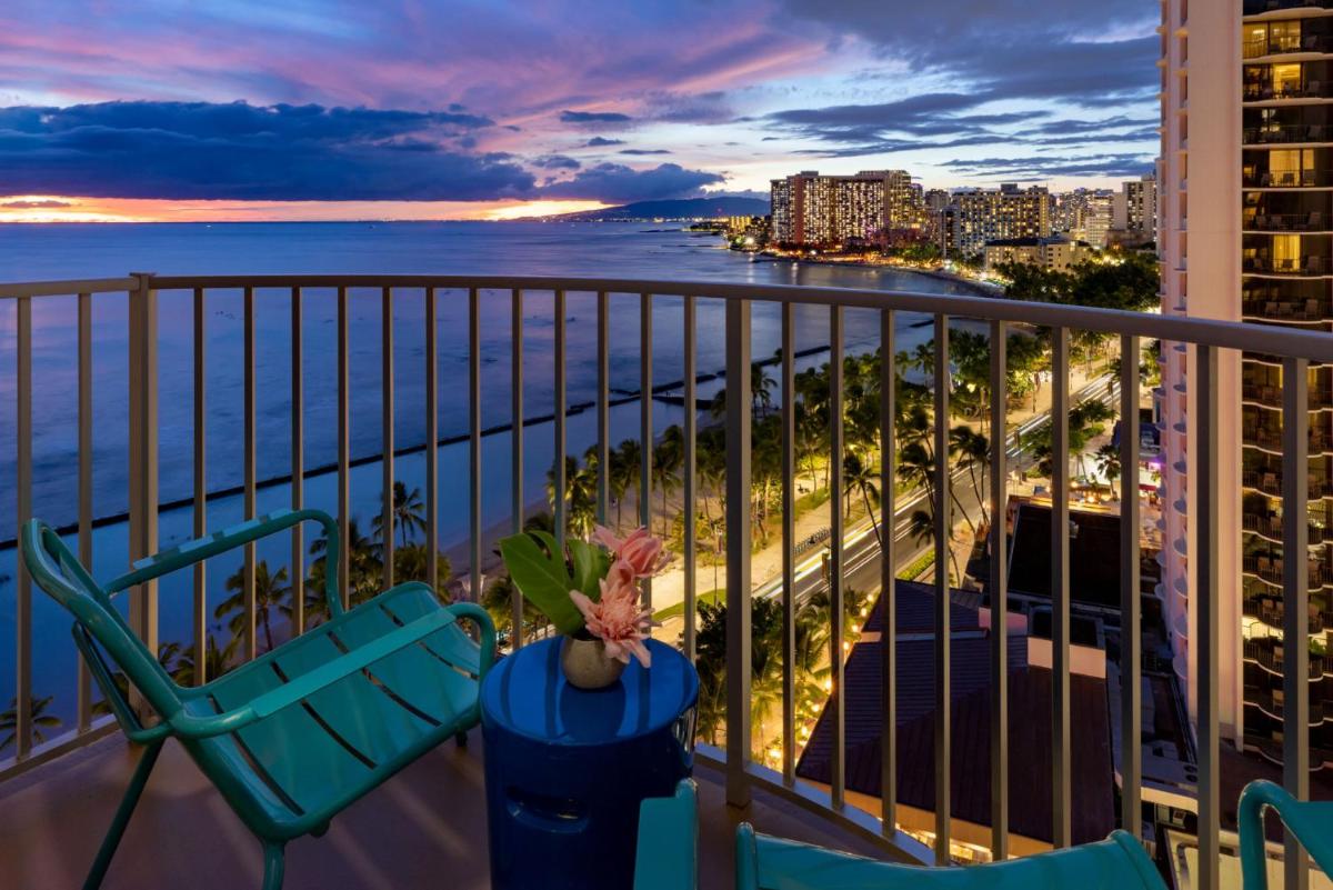 Aston Waikiki Beach Hotel - image 7