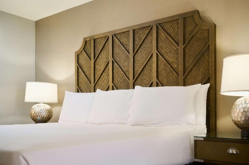 Aston Waikiki Beach Tower - image 49