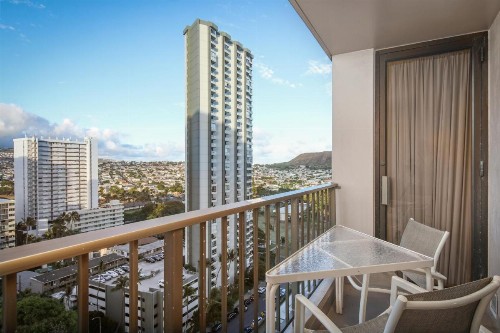 Aston Waikiki Sunset - image 13
