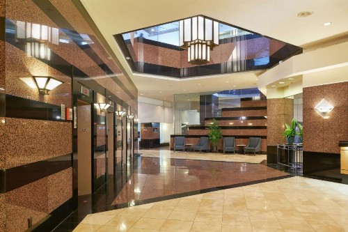 Aston at the Executive Centre Hotel - image 16