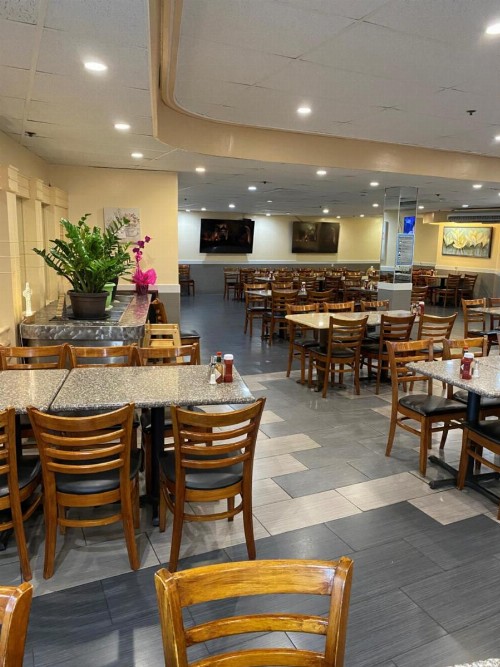 Ramada Plaza by Wyndham Waikiki - image 50