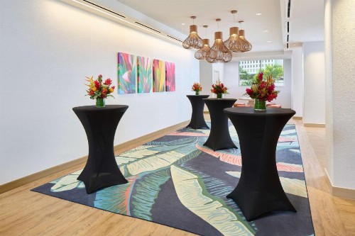 OHANA Waikiki East by Outrigger - image 29