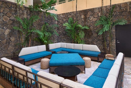 Waikiki Malia by Outrigger - image 6