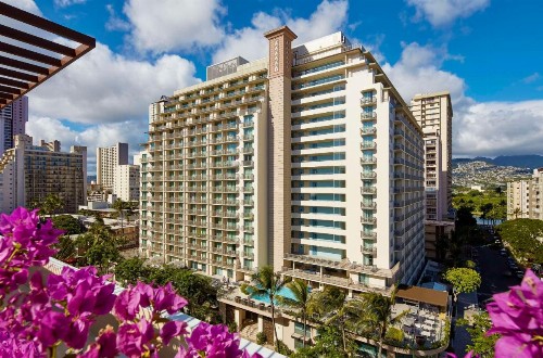 Hilton Garden Inn Waikiki Beach - image 14