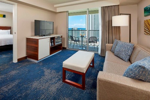 Hilton Garden Inn Waikiki Beach - image 16