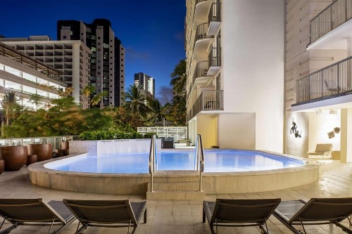 Hilton Garden Inn Waikiki Beach - image 31