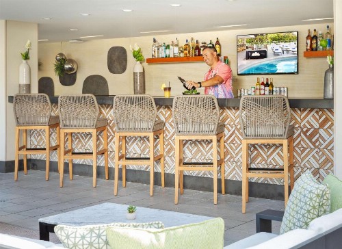 Hilton Garden Inn Waikiki Beach - image 46