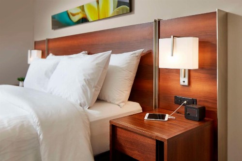 Hilton Garden Inn Waikiki Beach - image 5