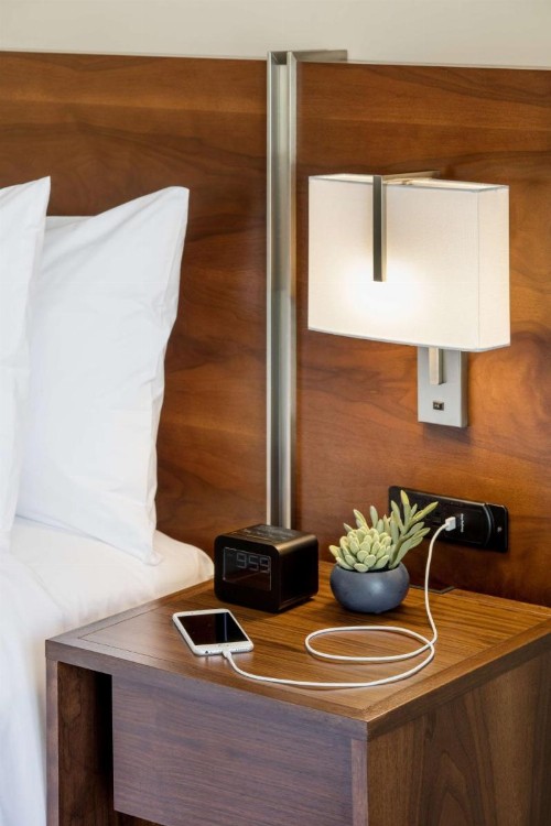Hilton Garden Inn Waikiki Beach - image 50