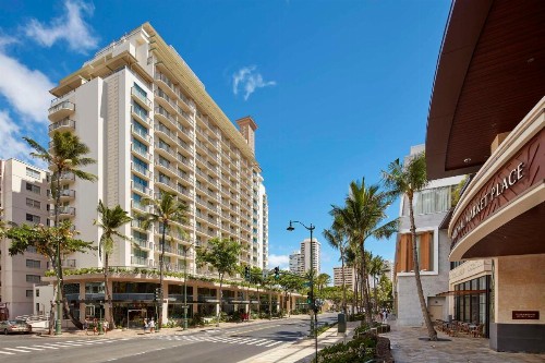 Hilton Garden Inn Waikiki Beach - image 8