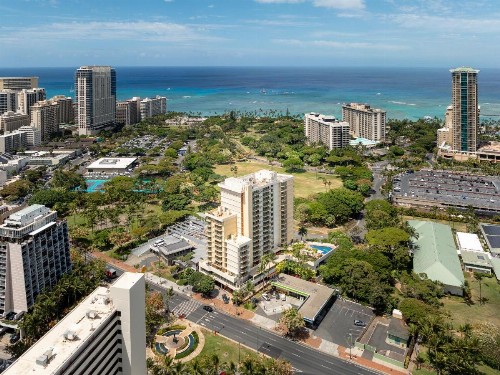 Luana Waikiki Hotel & Suites - image 5